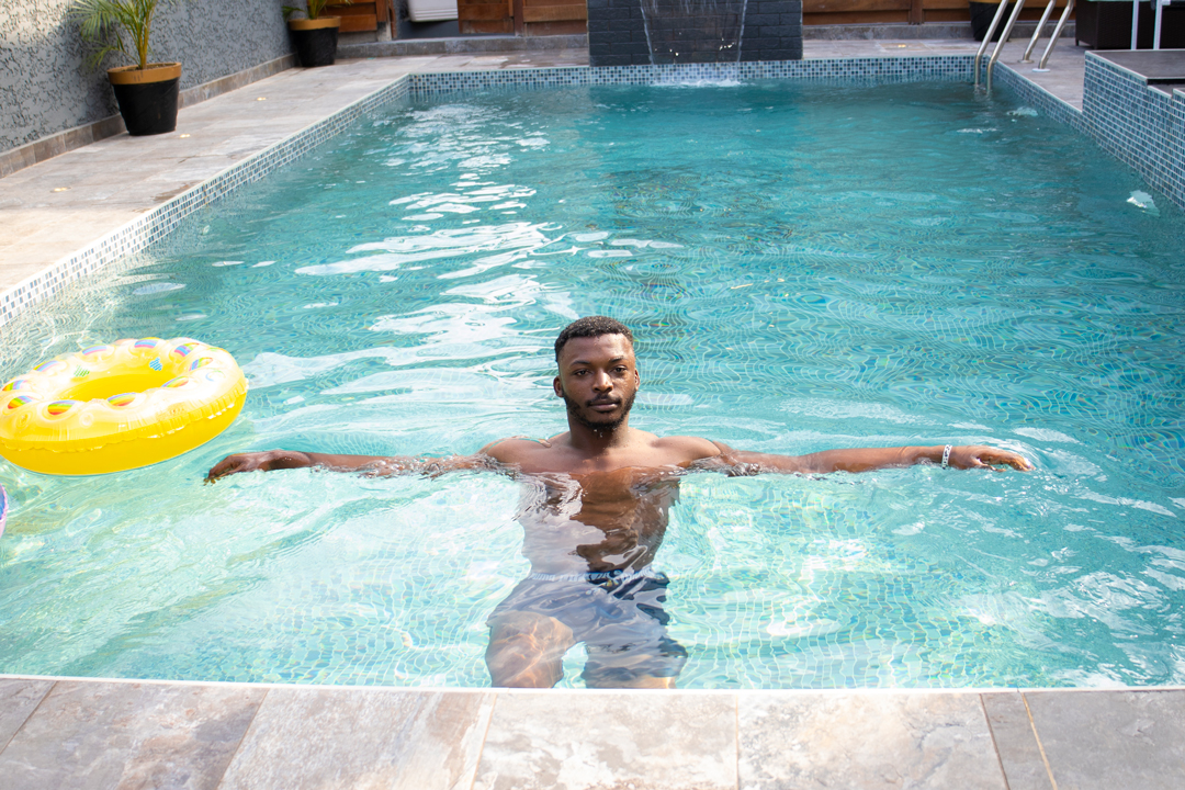 Pool 01